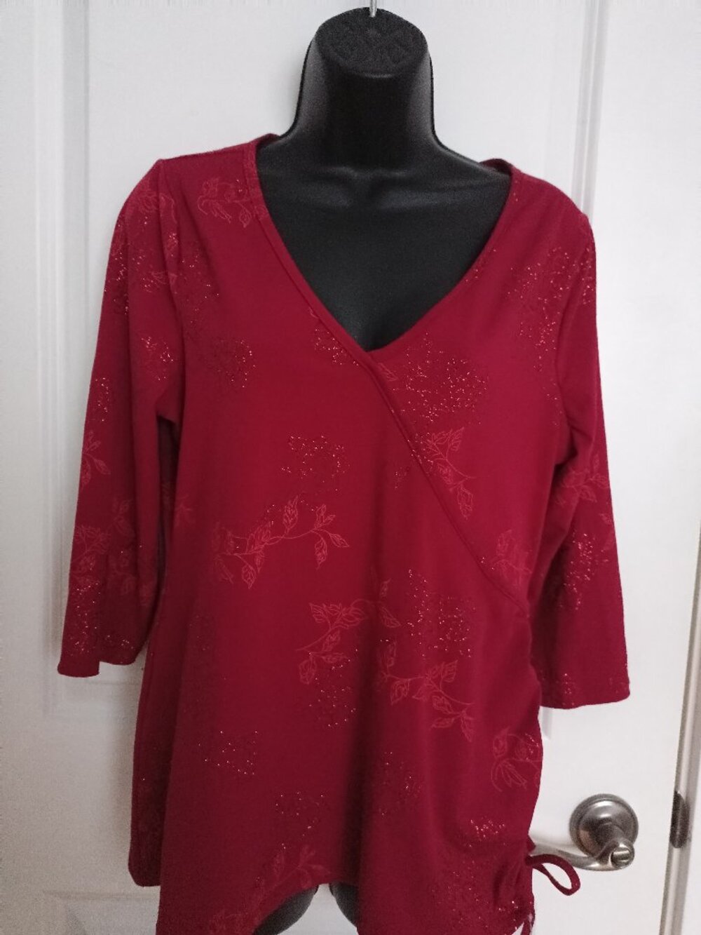 Reitmans Women's Size Large Sparkly Top